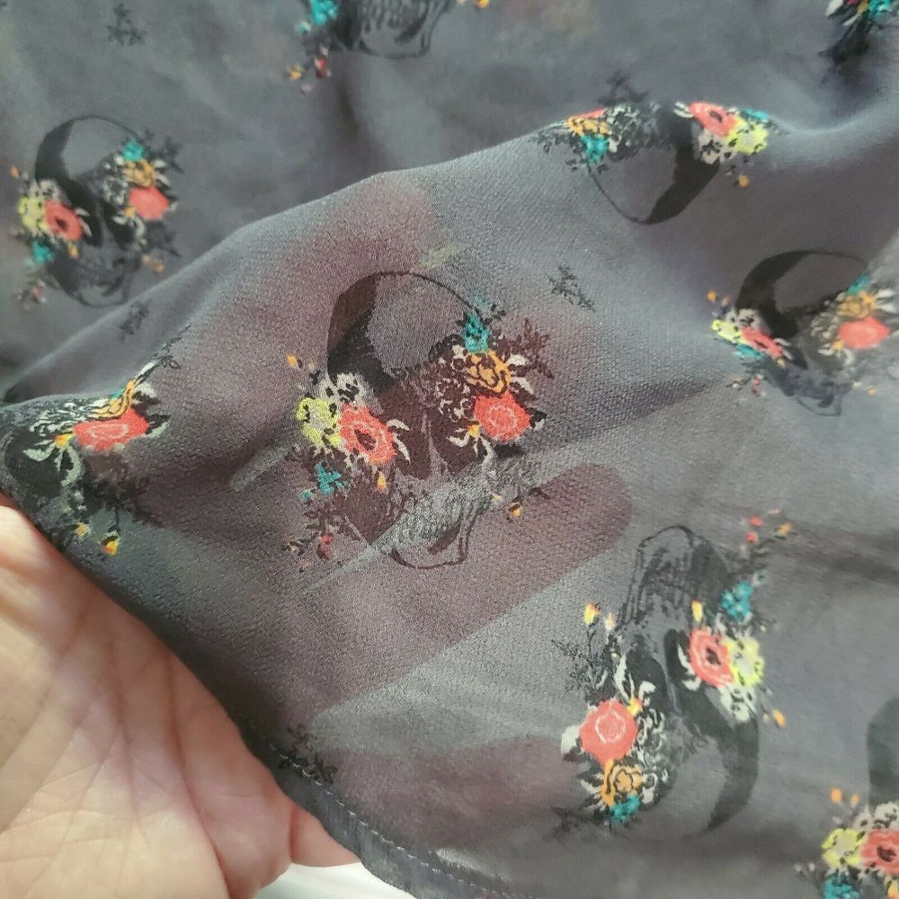 Torrid Black Floral Sheer Button Back Blouse - Picture 4 of 8